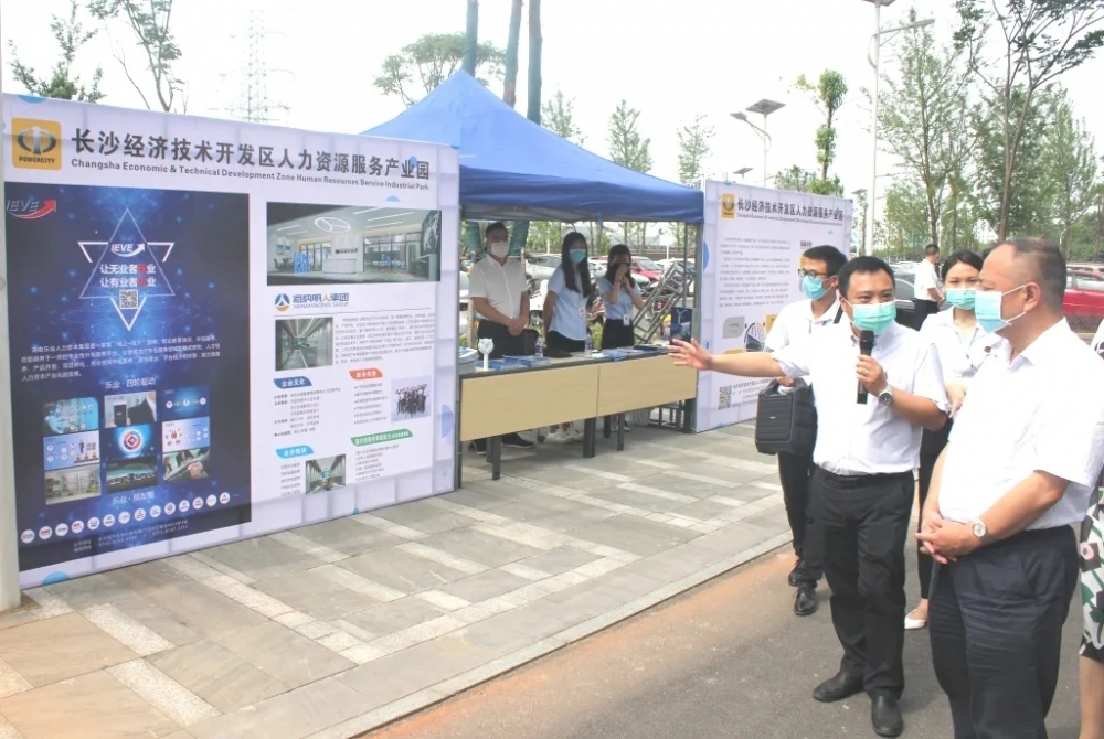 {xunruicms_img_title} {xunruicms_img_title}