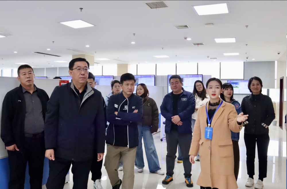 内蒙古准格尔经济开发区管委会调研组莅临产业园调研考察 内蒙古准格尔经济开发区管委会调研组莅临产业园调研考察