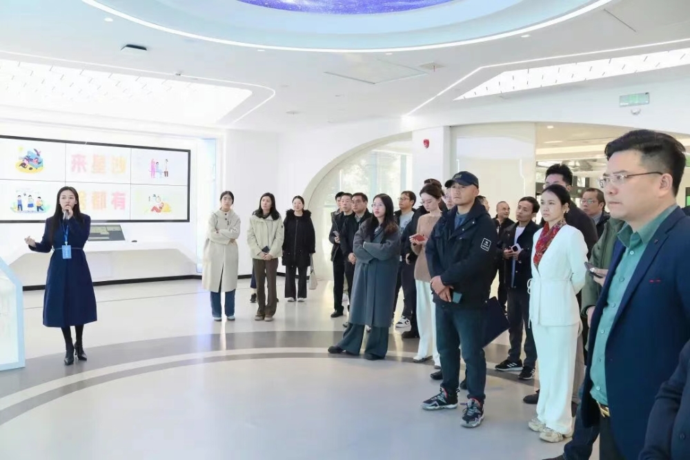 湘疆两地50余家人力资源机构来园区考察:解锁政策红利,借鉴服务经验 湘疆两地50余家人力资源机构来园区考察:解锁政策红利,借鉴服务经验